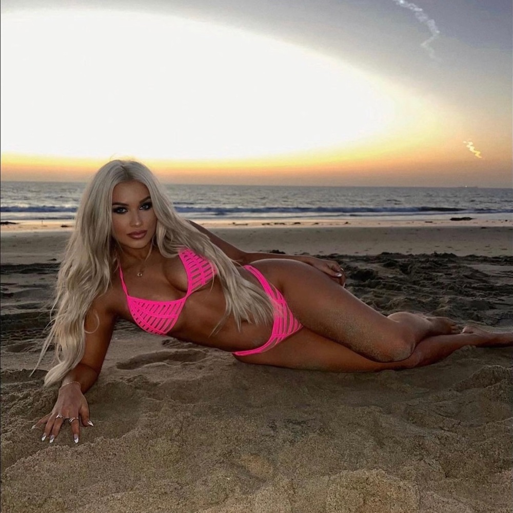Beach Bunny Bronze Hot Pink Bikini Set